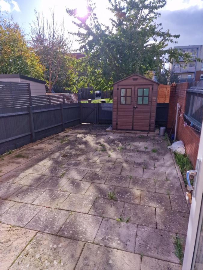 Ko 3 Bed House Apartment Dartford Bagian luar foto
